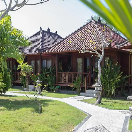 Taman Tirta Villa