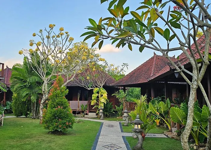 Taman Tirta 4* Nusa Lembongan (Bali)